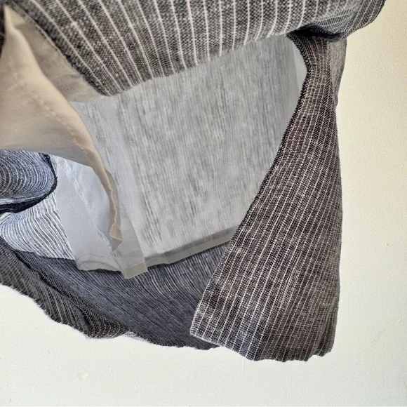 BeachLunchLounge - Brynn Sleeveless Linen Button Front Dress in Blue & White - Picture 5 of 7